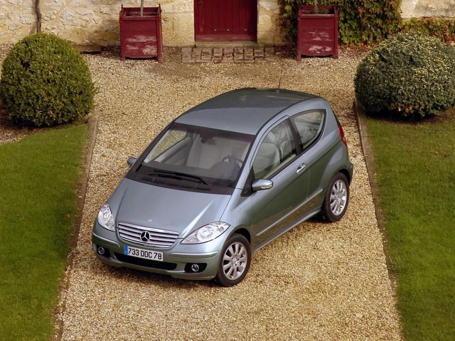  Mercedes-Benz A180 CDI 3-Door 2004 года  (фото 17 из 21)